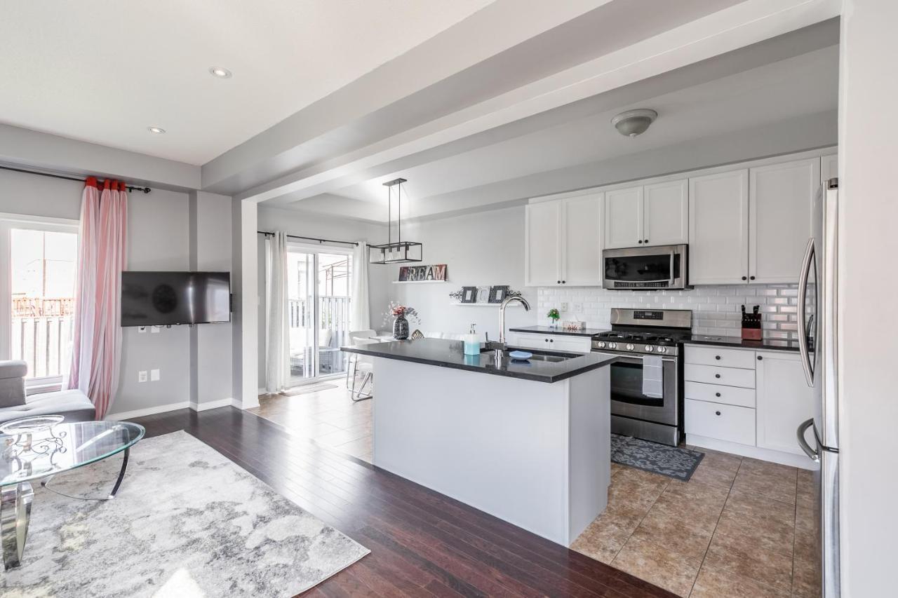 3Br 2Ba Townhomes With Hot Tub & Bbq By Globalstay Hamilton Buitenkant foto